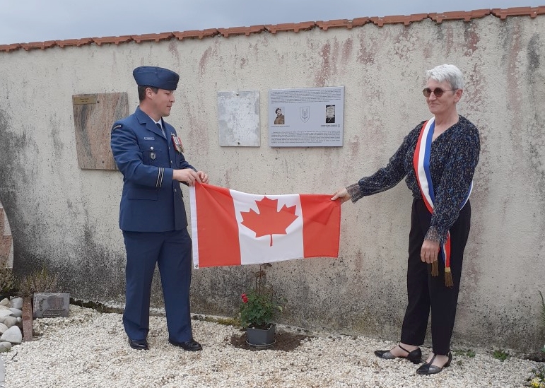8 mai 2023 : l’Amicale honore le lieutenant Rousseau, membre de la SAS
